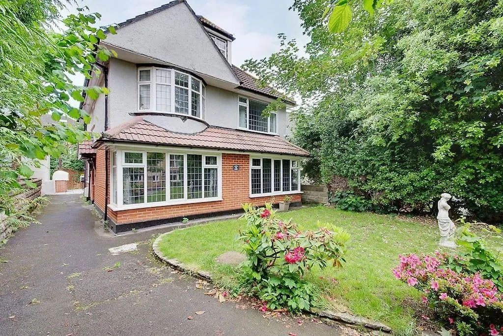 Craig Side Villa With Hot Tub Bournemouth United Kingdom